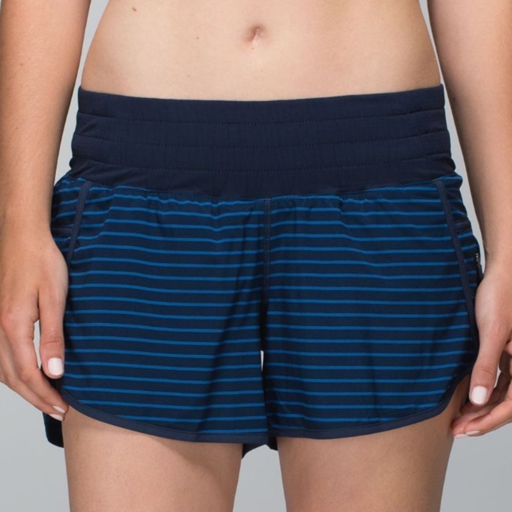 Lululemon Women’s Tracker Short II *4-way Stretch - Picture 7 of 7